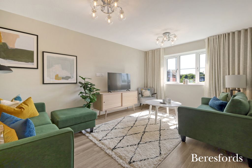 Property photo 3 of 8 Picture No. 13