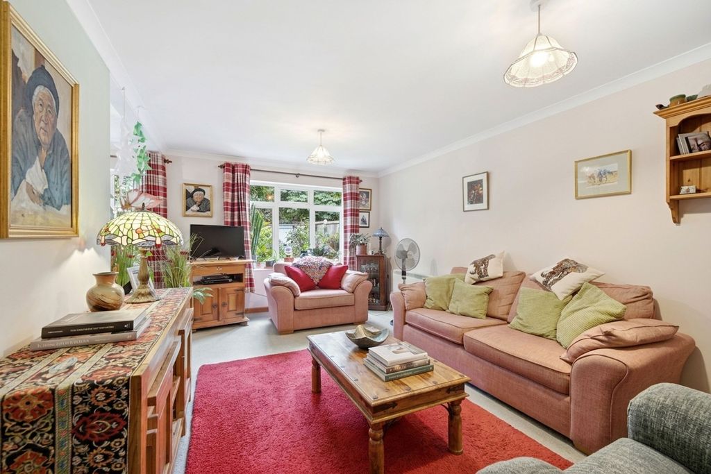 Property photo 2 of 16