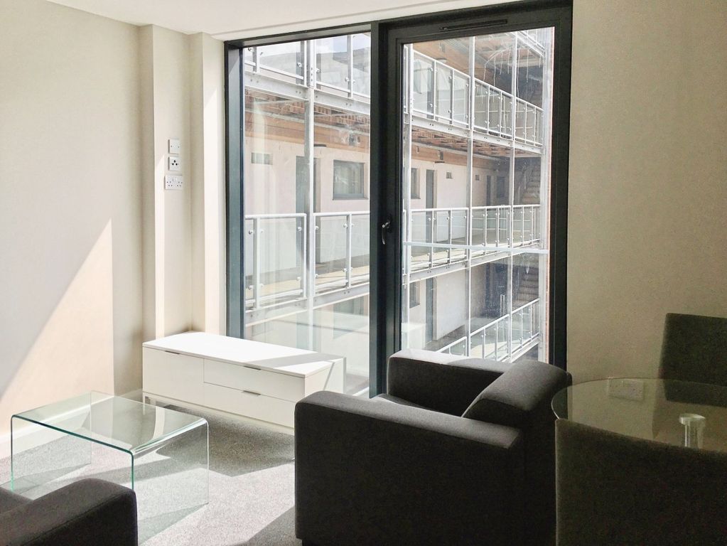 Property photo 1 of 5 Picture No. 08