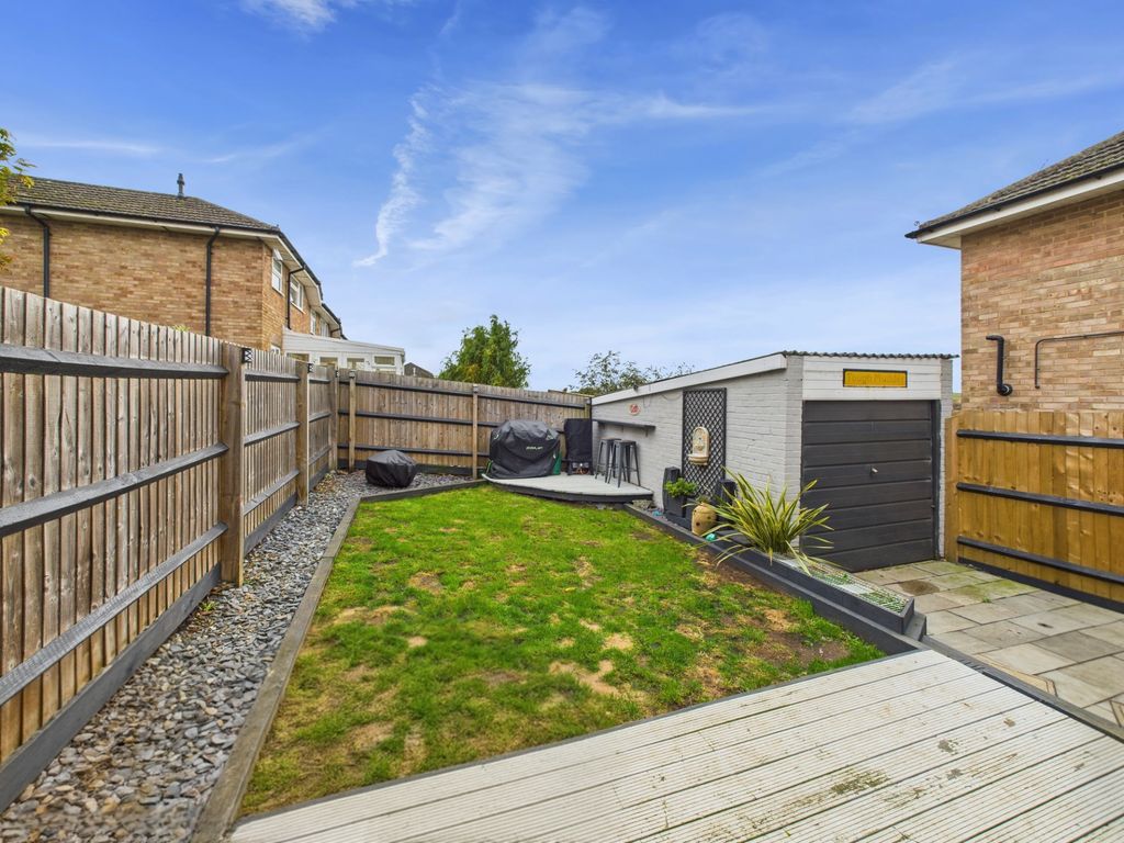 Property photo 3 of 10 Garden