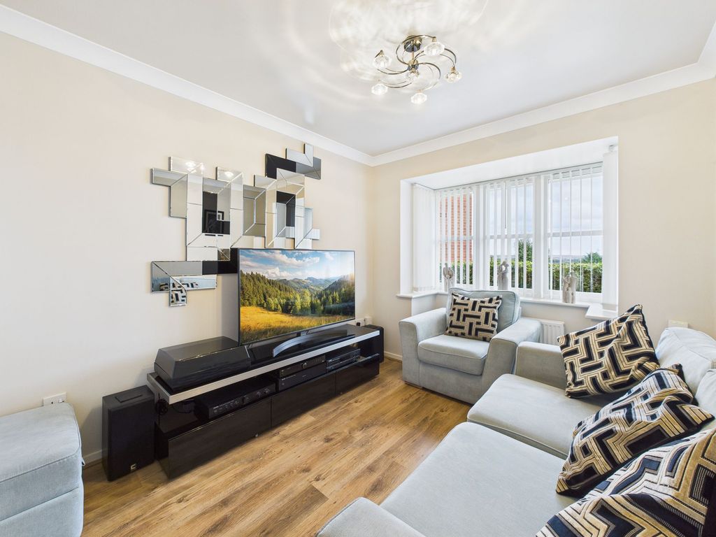 Property photo 2 of 28 Sitting Room