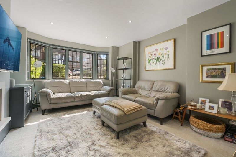 Property photo 2 of 12 Photo 4