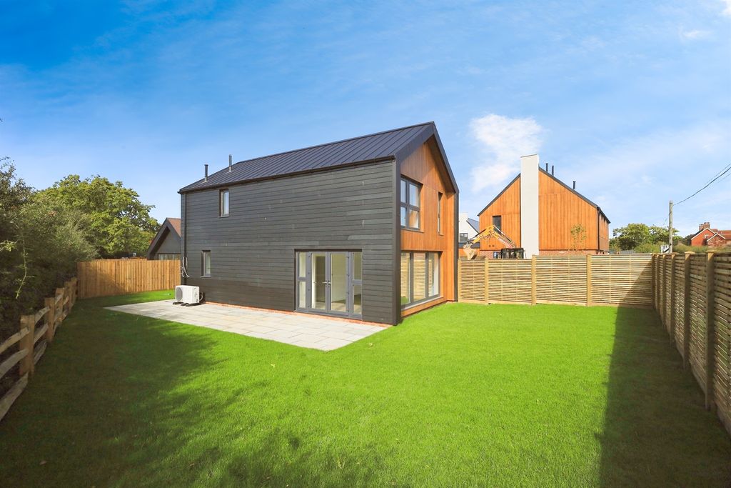 Property photo 1 of 15