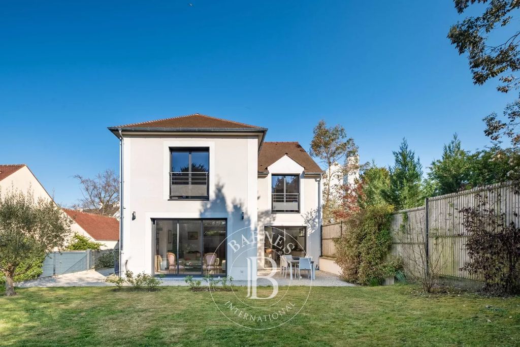 Property photo 1 of 21