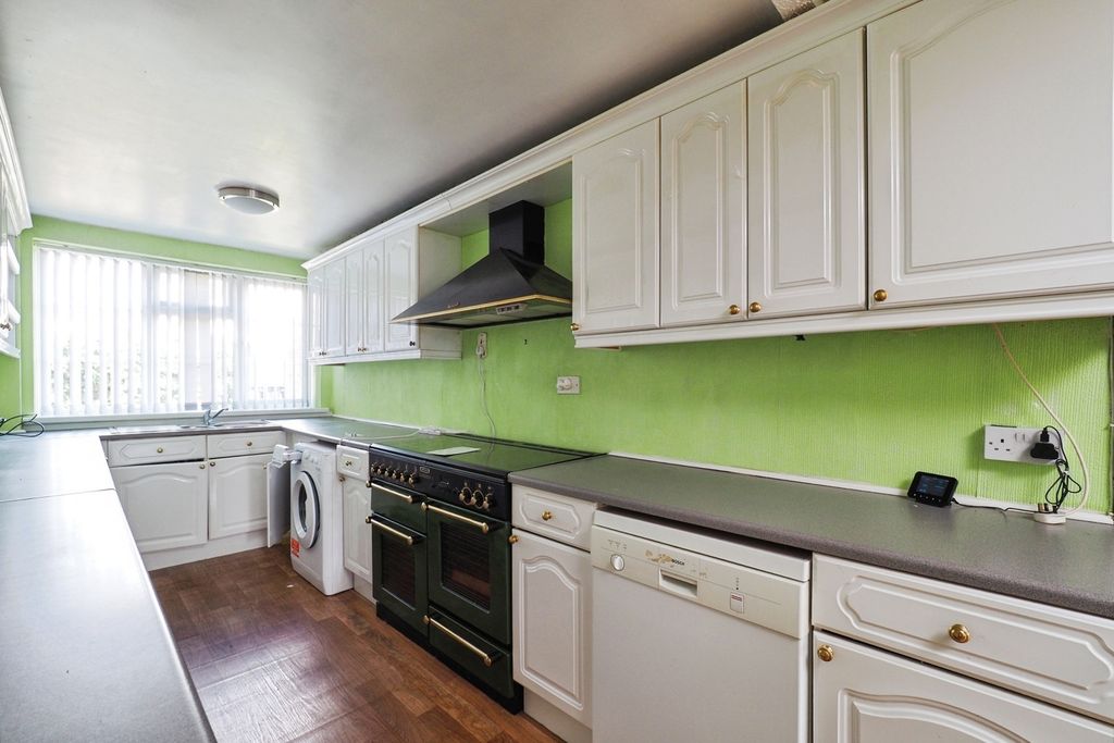Property photo 2 of 17 Pbox-Img.Jpg