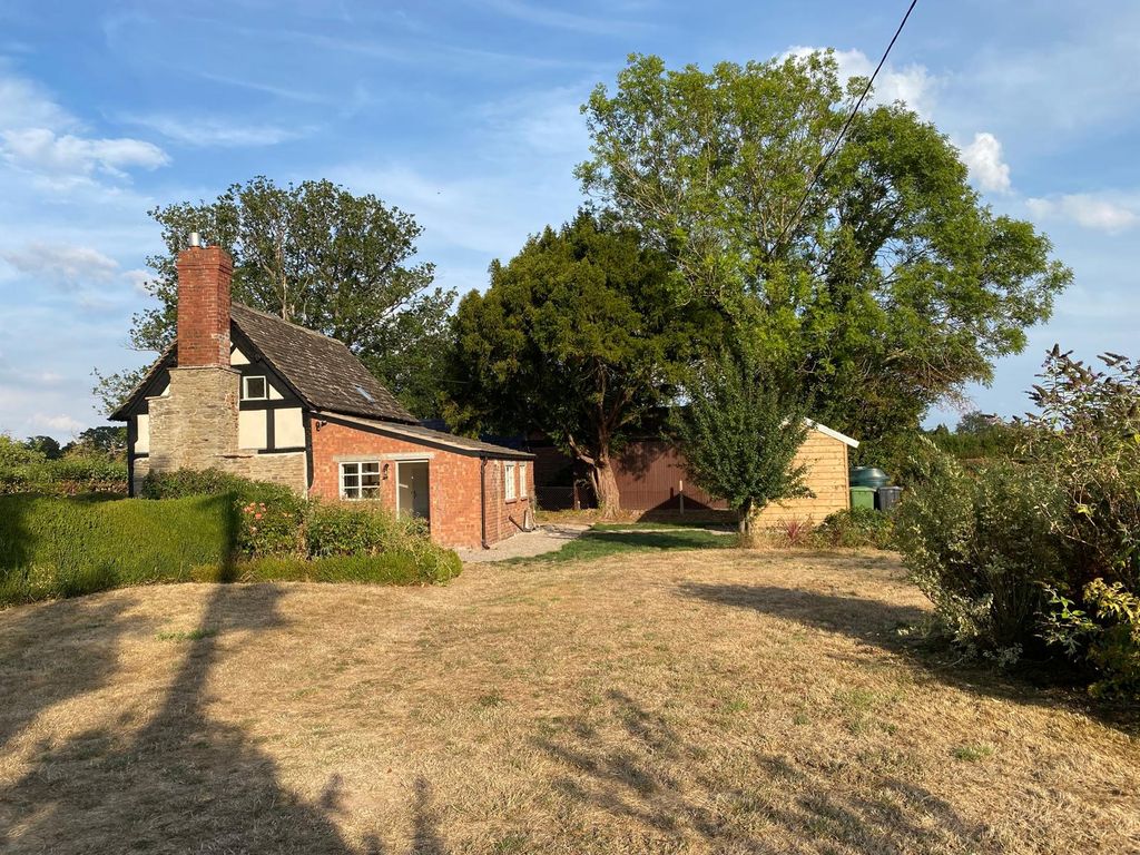 Property photo 2 of 26