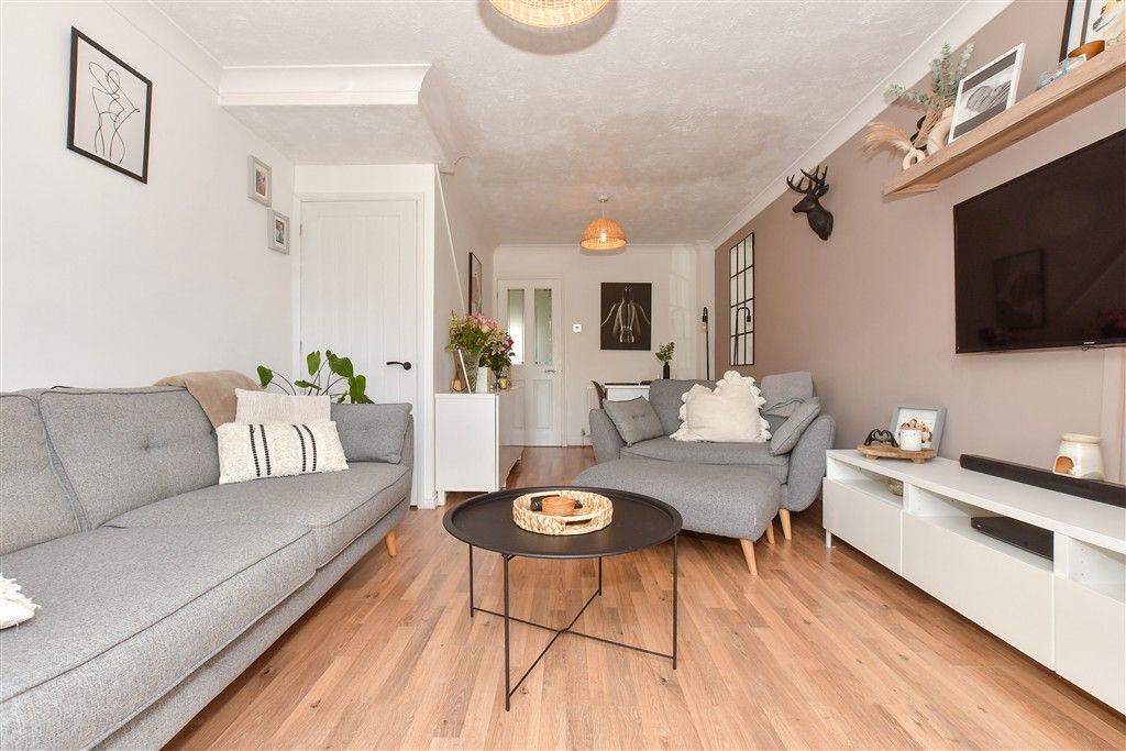 Property photo 3 of 11 Lounge/ Diner