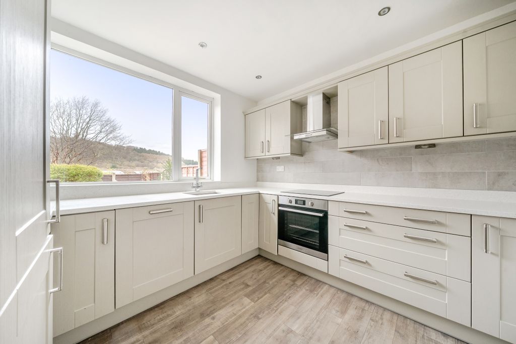 Property photo 3 of 17 1433106-5-69c160ba18E35