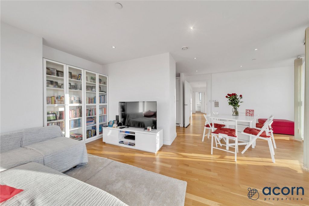 Property photo 3 of 18 Picture No. 12