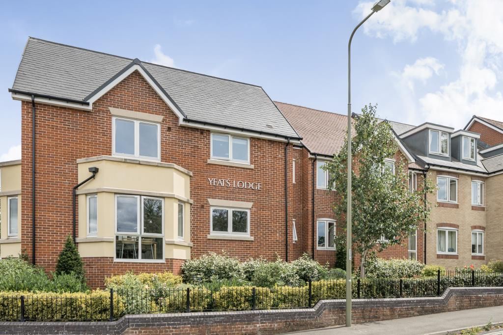 Property photo 1 of 19 External View