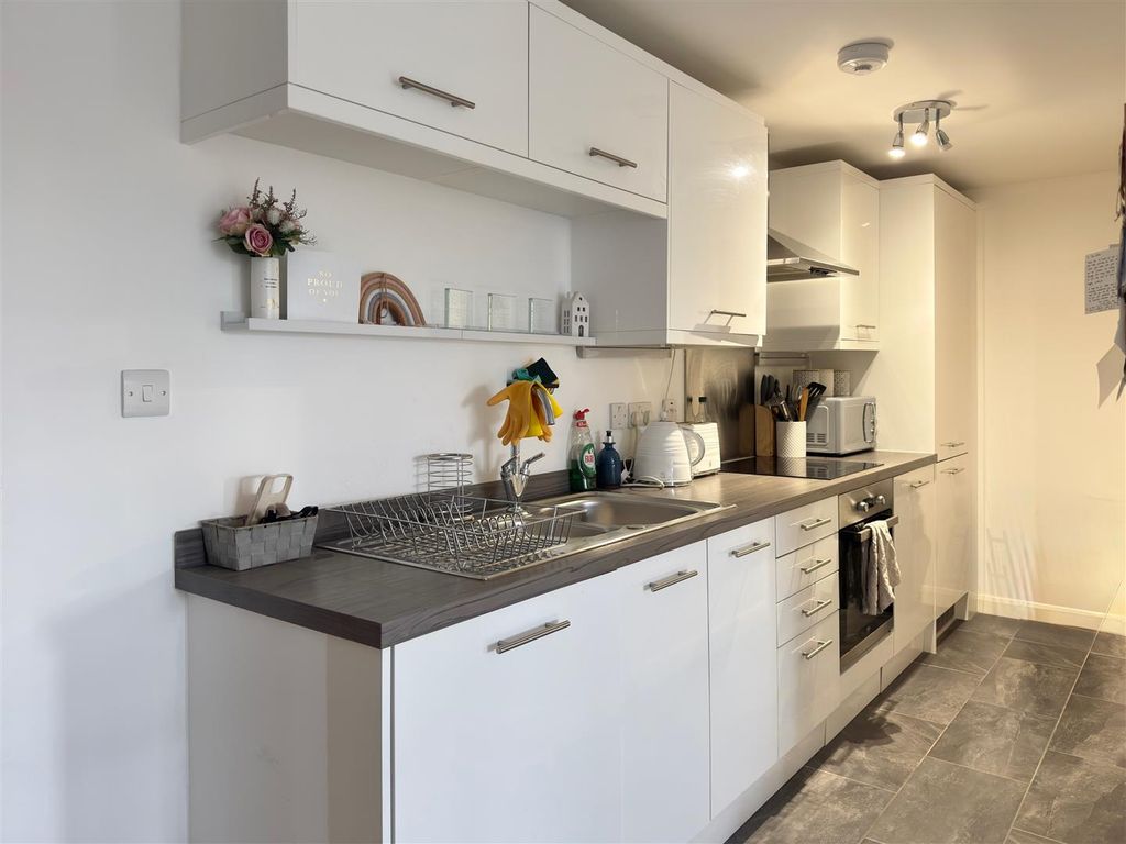 Property photo 2 of 7 1.Jpg