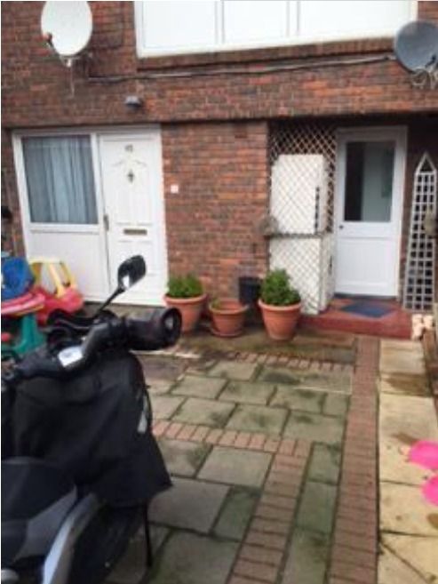 Property photo 1 of 5