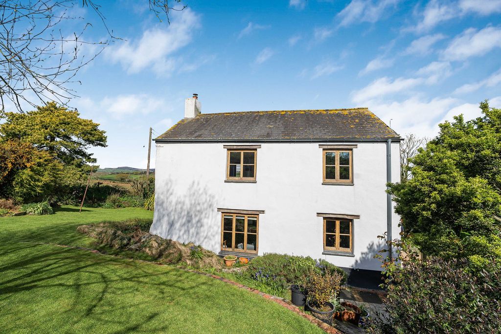 Property photo 1 of 24