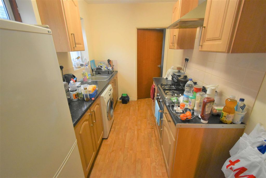 Property photo 1 of 4