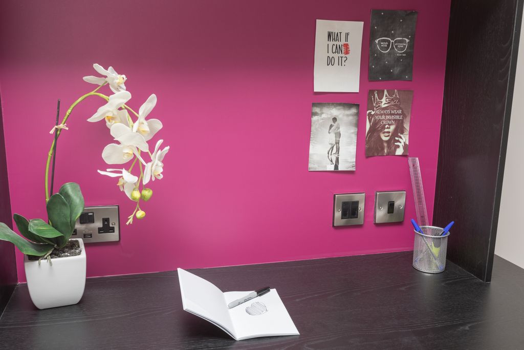 Property photo 3 of 12