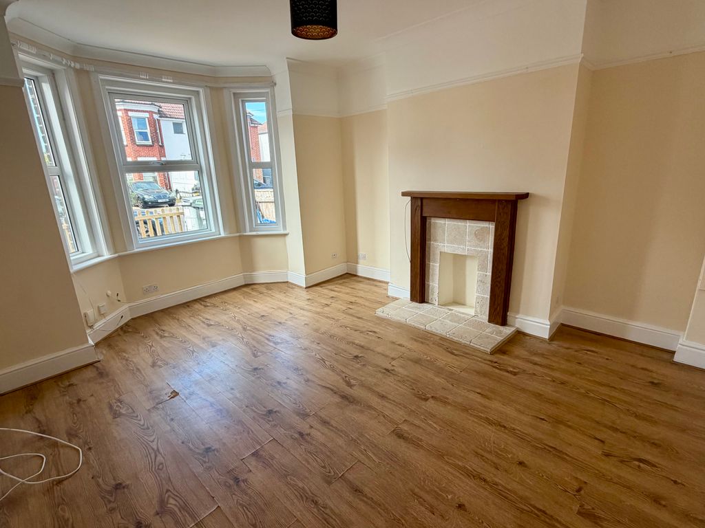 Property photo 2 of 8 Img_0792