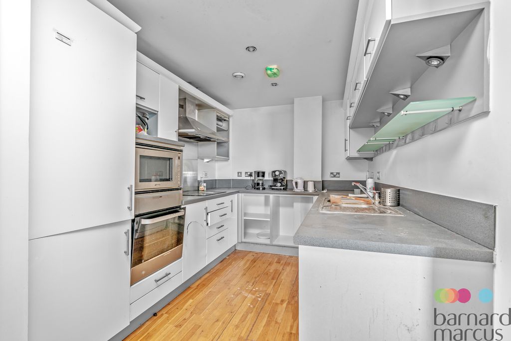 Property photo 2 of 5