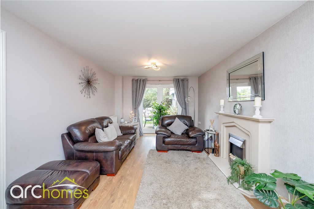 Property photo 2 of 37 Dsc07467-Edit.Jpg