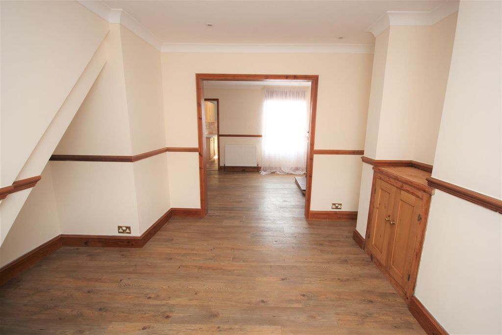 Property photo 2 of 14 Img_3332.Jpg