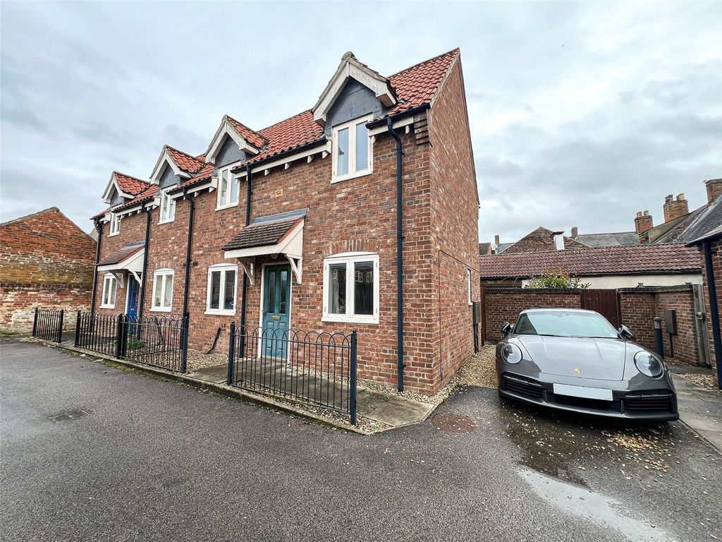 Property photo 1 of 11 Picture No. 01