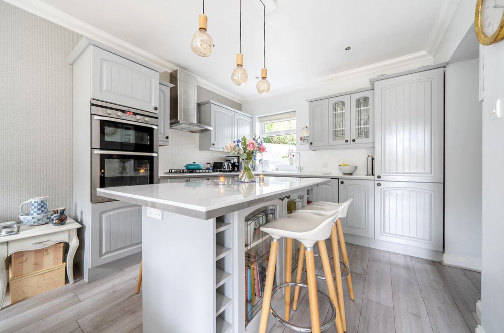 Property photo 3 of 19 1342246-5-68A3134...