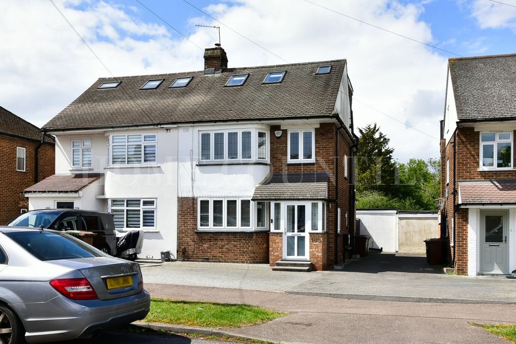 Property photo 1 of 37