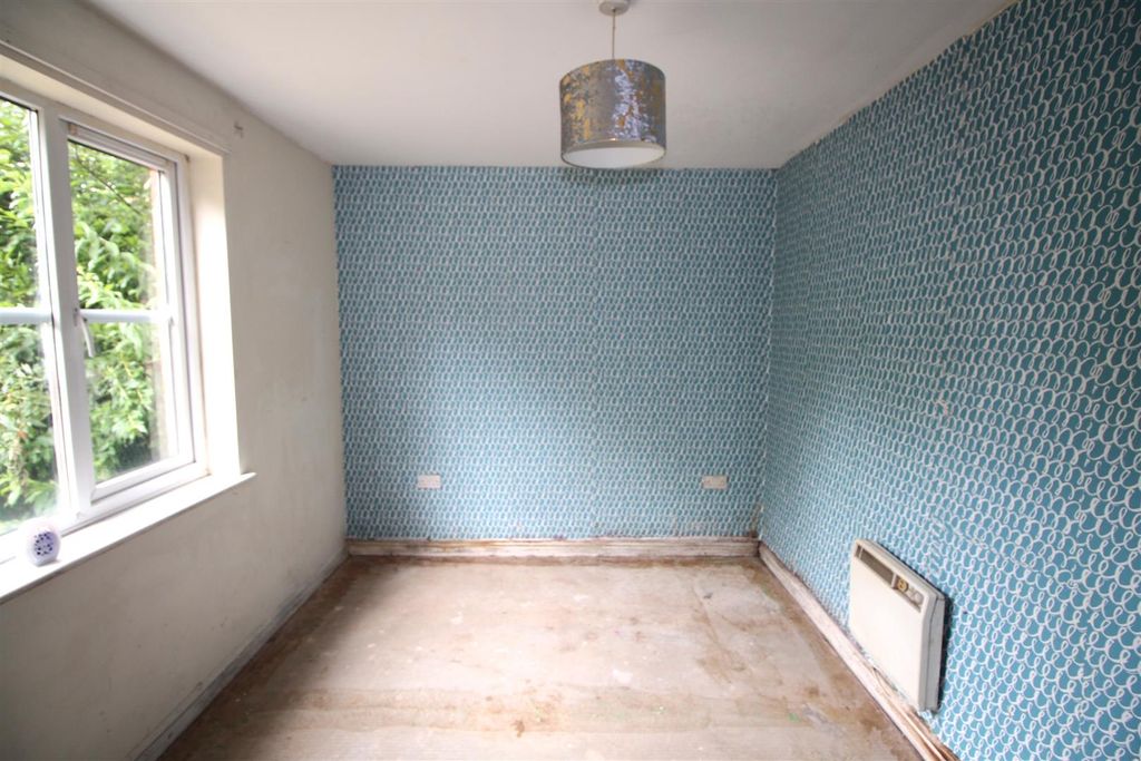 Property photo 2 of 8 Img_4066.Jpg