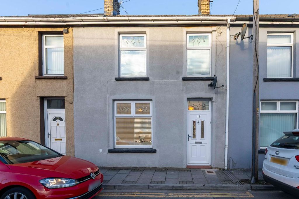 Property photo 1 of 23