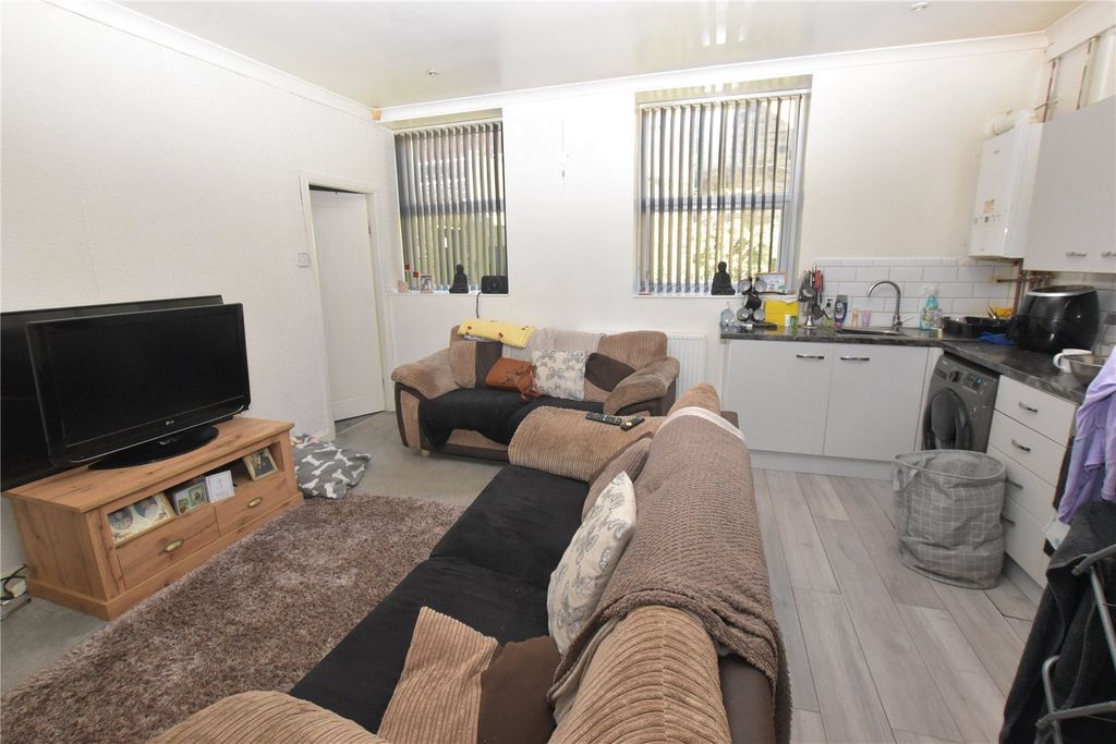 Property photo 3 of 12 Picture No. 12