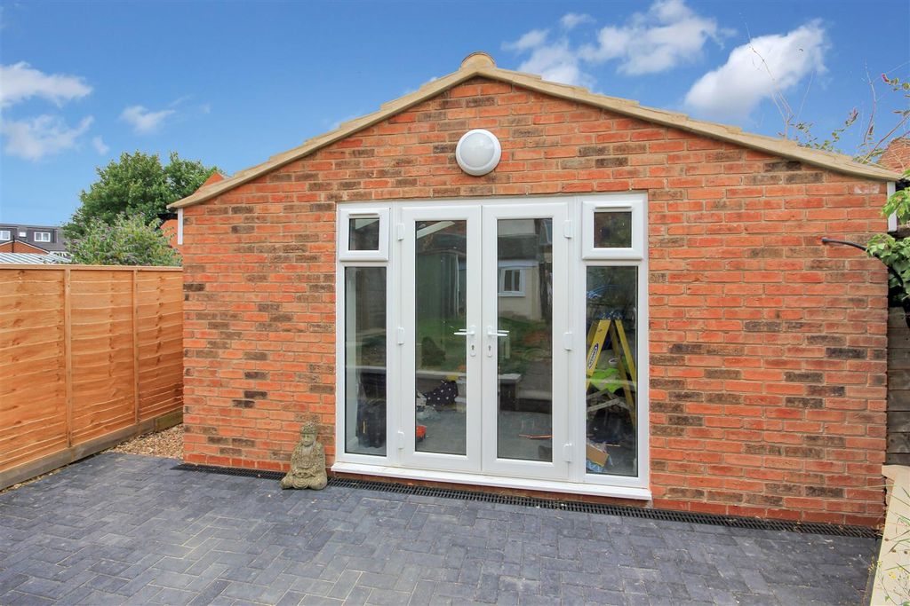 Property photo 2 of 20 Annex.Jpg