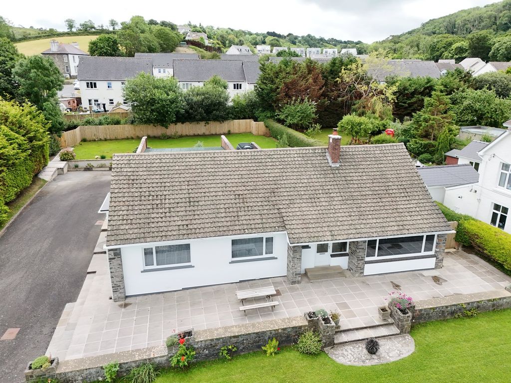 Property photo 3 of 56