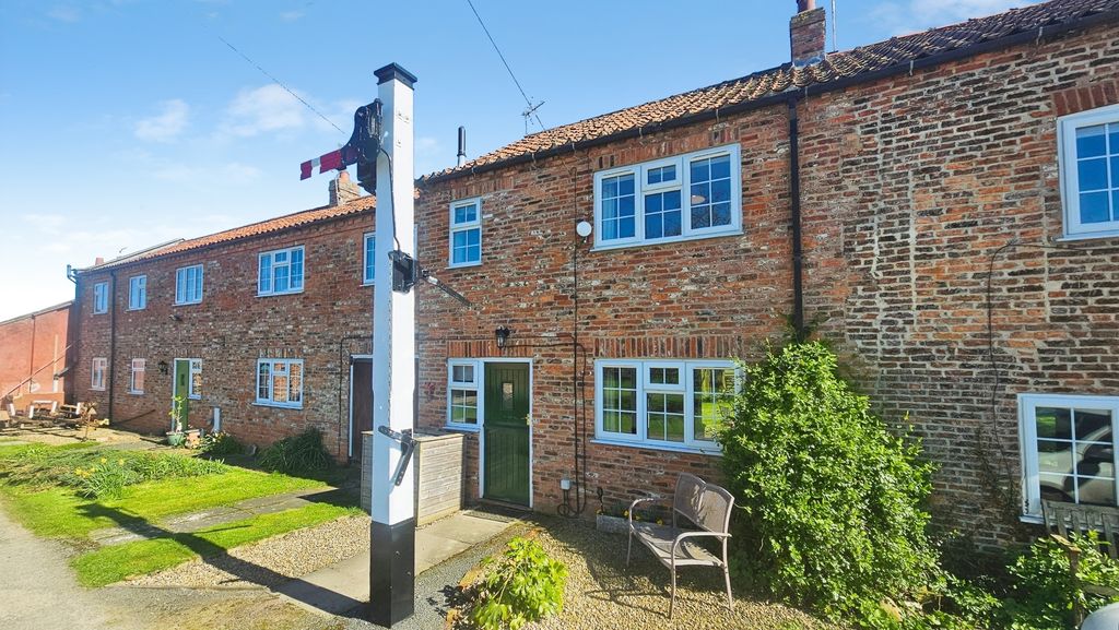 Property photo 1 of 15 Pbox-Img.Jpg