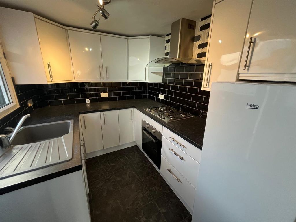 Property photo 2 of 18 (2).Jpeg