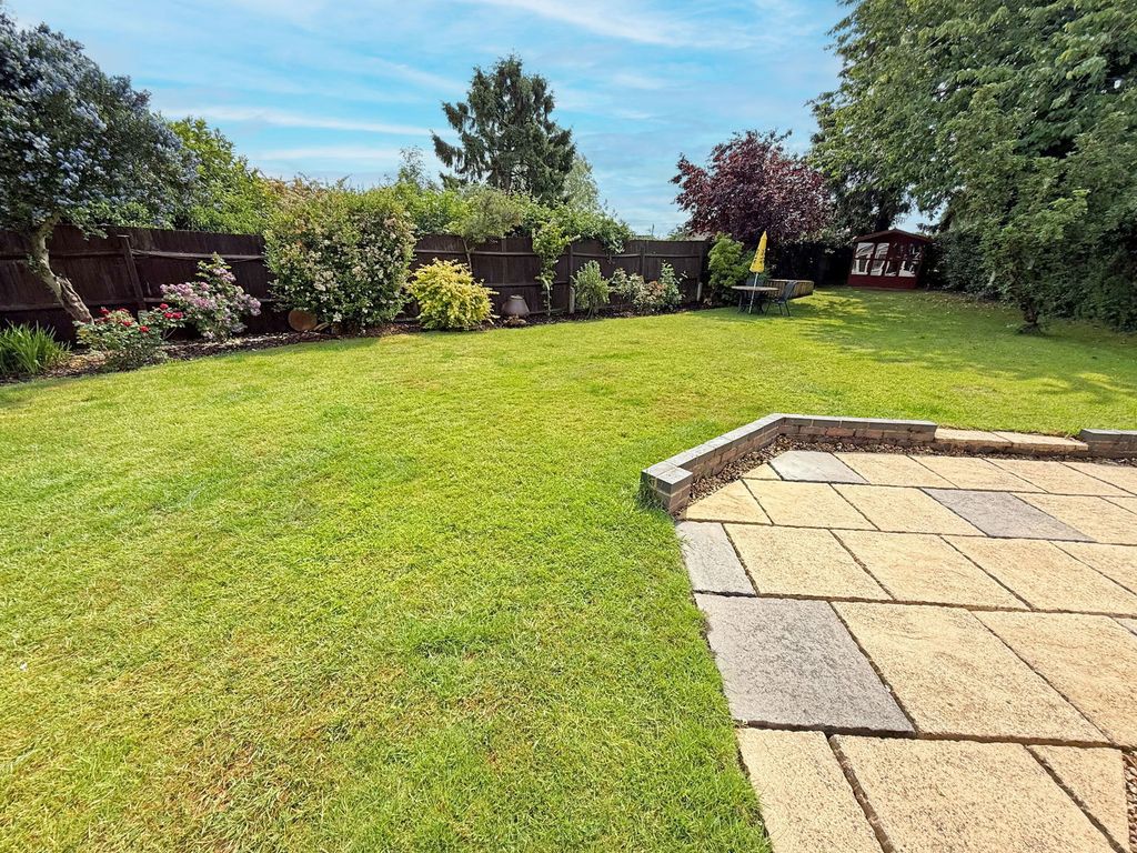 Property photo 3 of 27