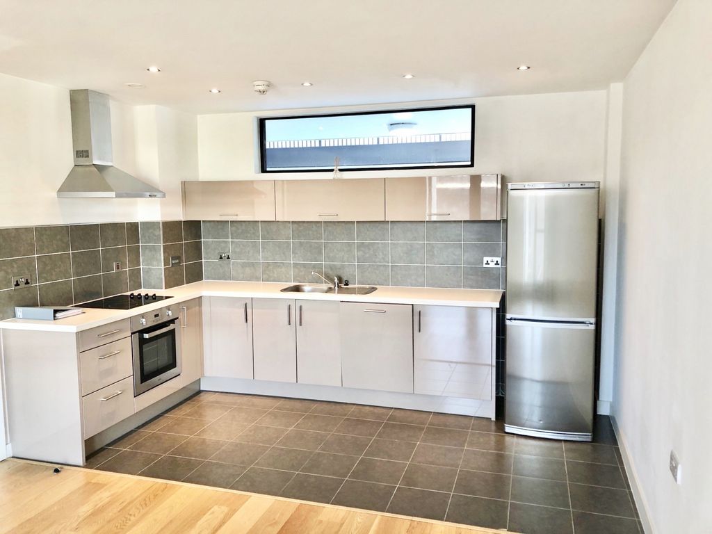 Property photo 1 of 7 2 Bed Flat To Rent Market Street, Rotherham S60