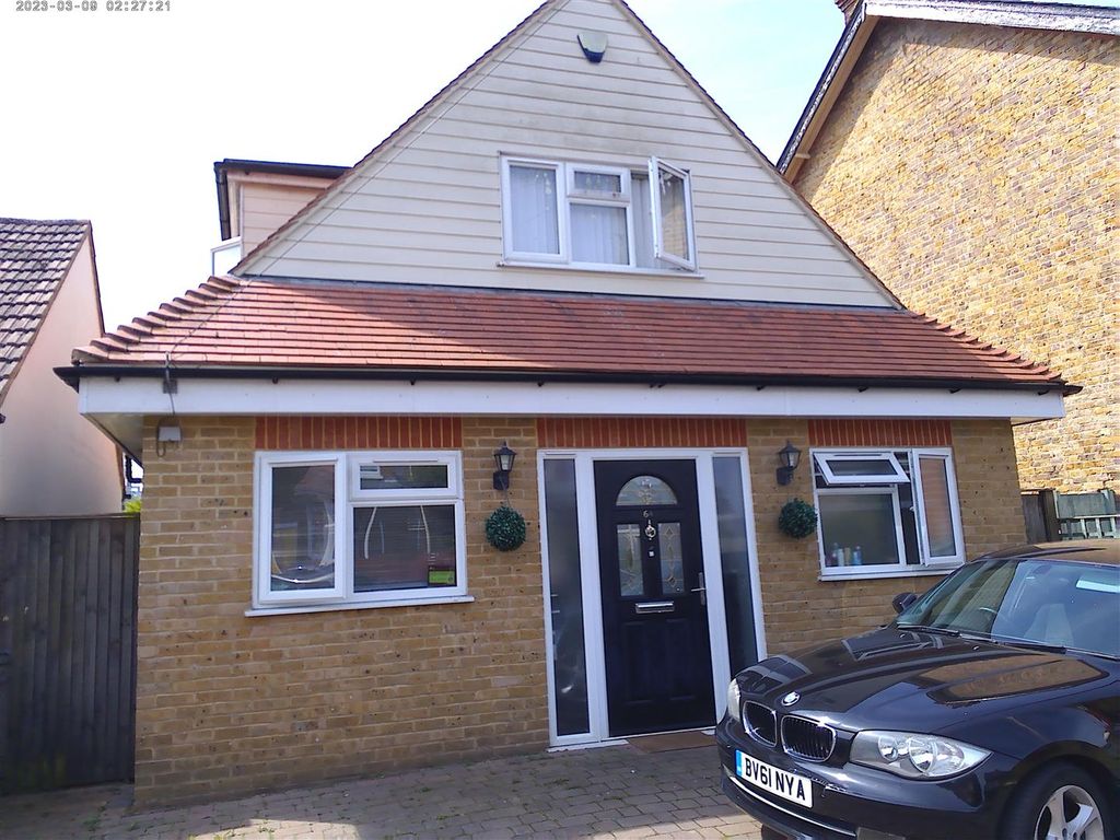 Property photo 1 of 1