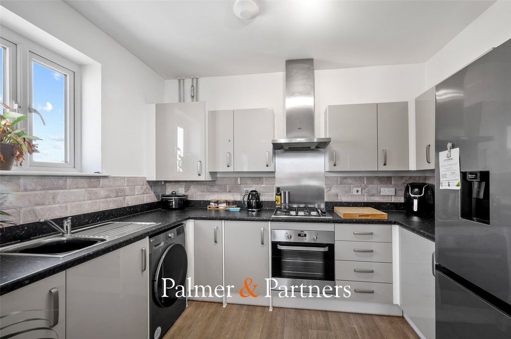 Property photo 2 of 9 Picture No. 06