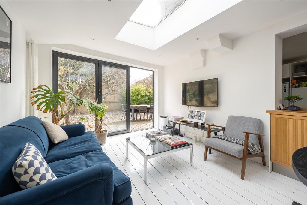 Property photo 3 of 28 Living-Area-7.Jpg