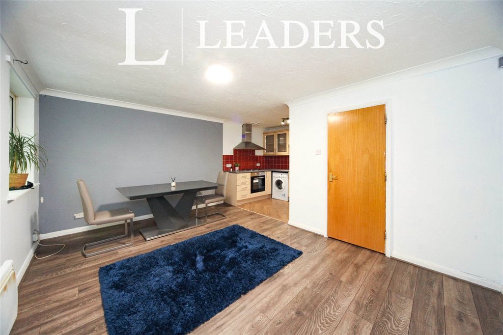 Property photo 2 of 13 Picture No. 01