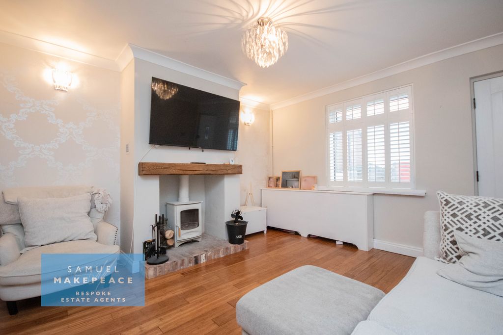 Property photo 2 of 20 Gallery