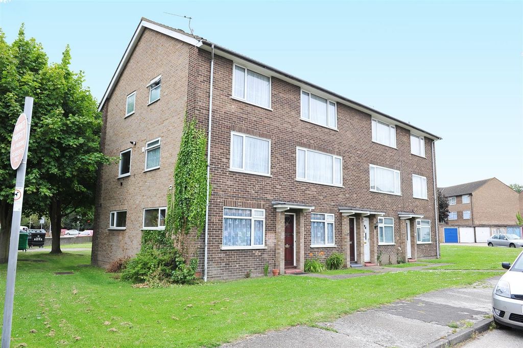 Property photo 1 of 6