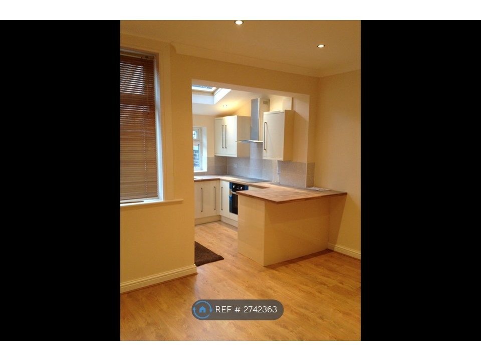 Property photo 1 of 17 Kitchen And Dining Area