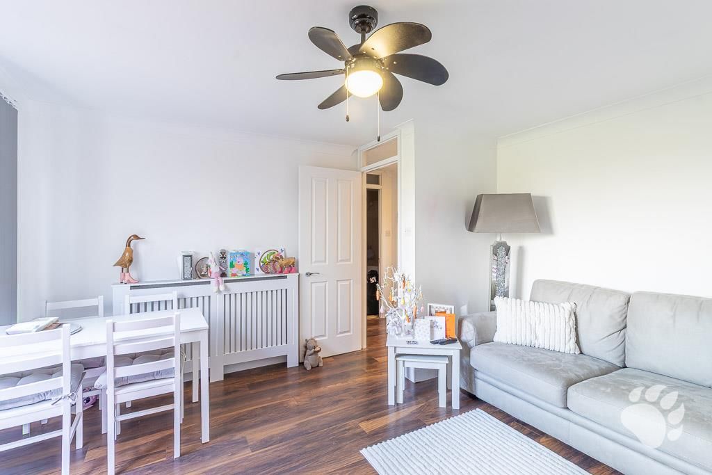 Property photo 3 of 16 Lounge/Diner