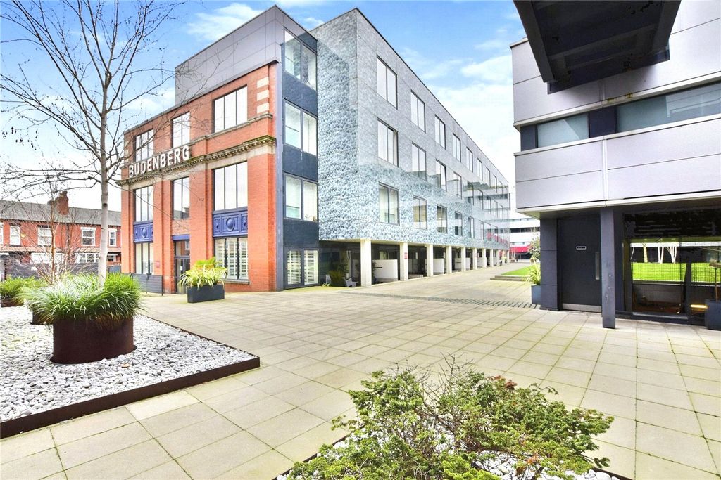 Property photo 1 of 22 Picture No. 19