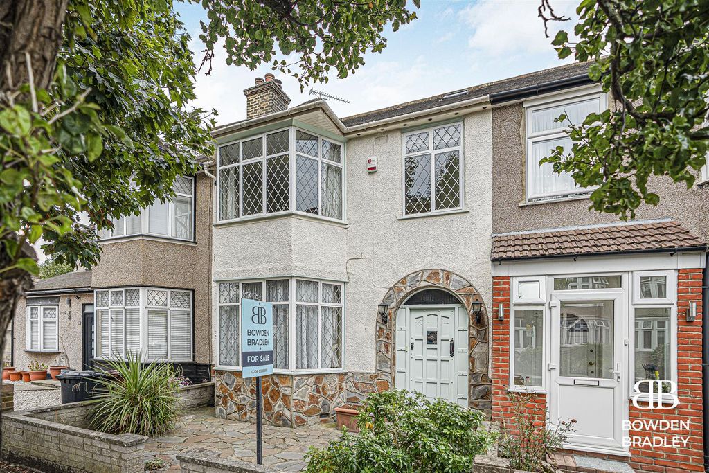 Property photo 1 of 18 A7_08072.Jpg