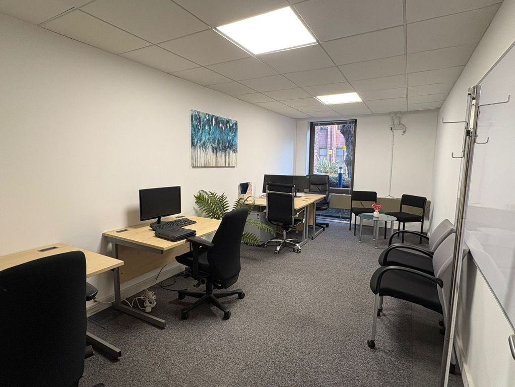 Property photo 2 of 8