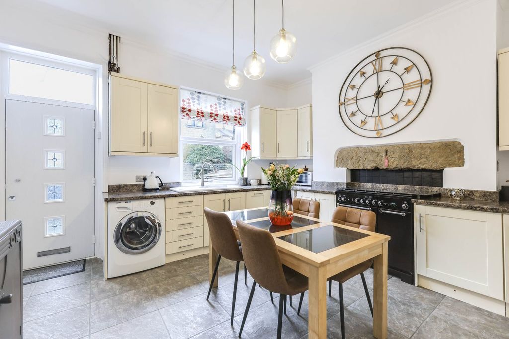 Property photo 2 of 19 Picture No. 03