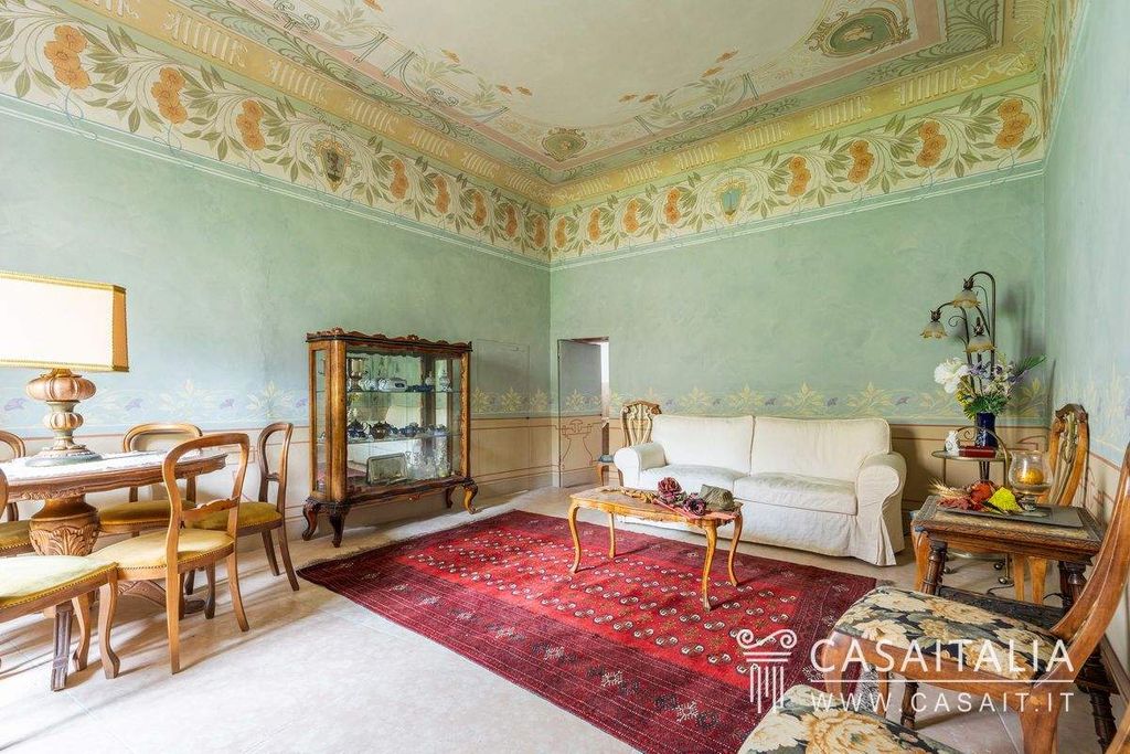 Property photo 2 of 30