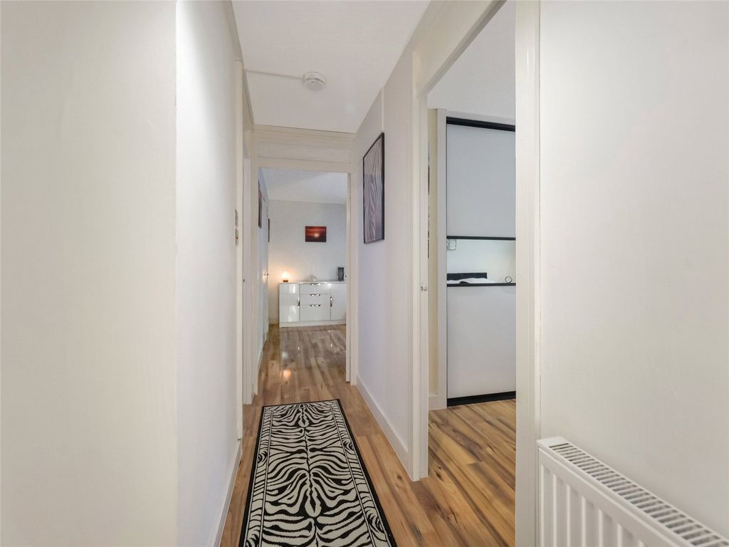 Property photo 3 of 21 Picture No. 03