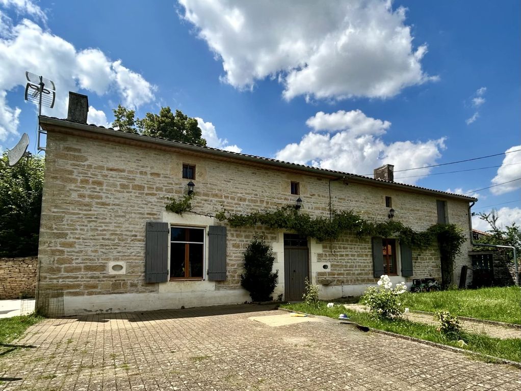 Property photo 1 of 15
